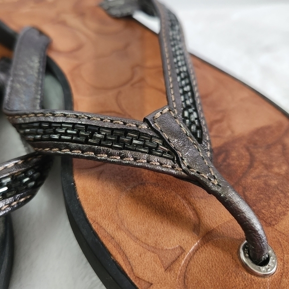 COACH Laurel Leather Silver Gray Bugle Beaded Flip Flop Sandals Size 8 - Picture 7 of 16
